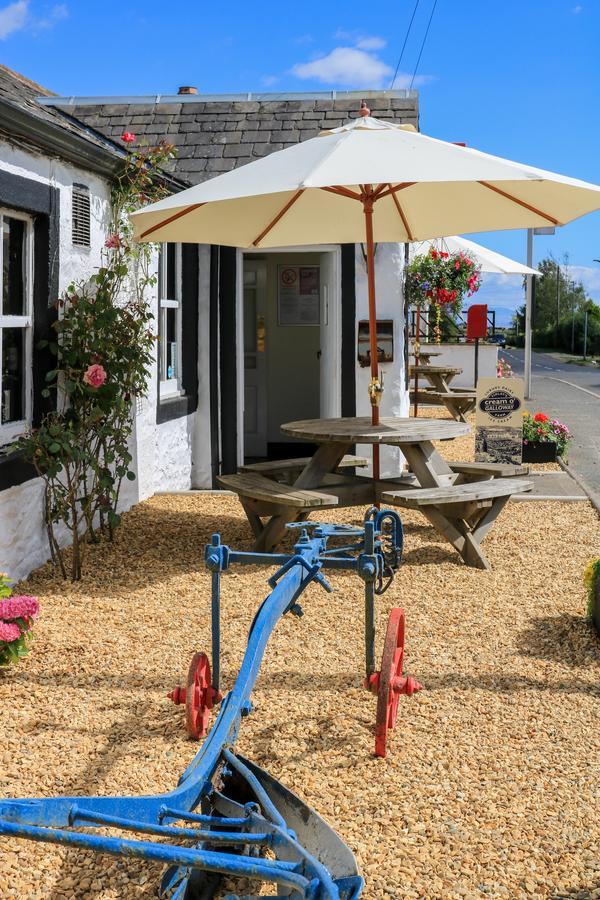 The Farmers Inn 邓弗里斯 外观 照片